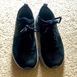 Nike Epic React Flyknit